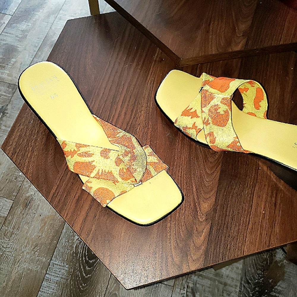Womens sandal